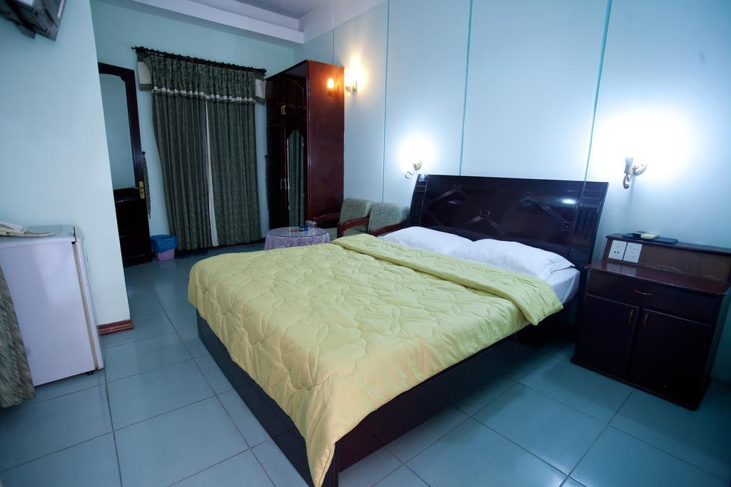 Golden Gate 1 Hotel Danang Room photo