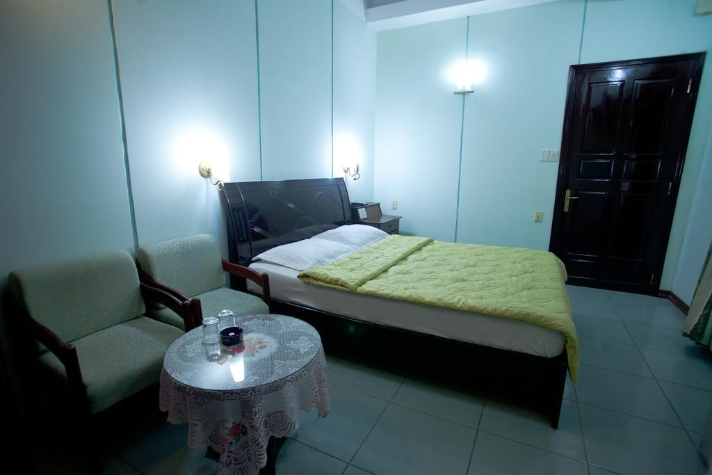 Golden Gate 1 Hotel Danang Room photo