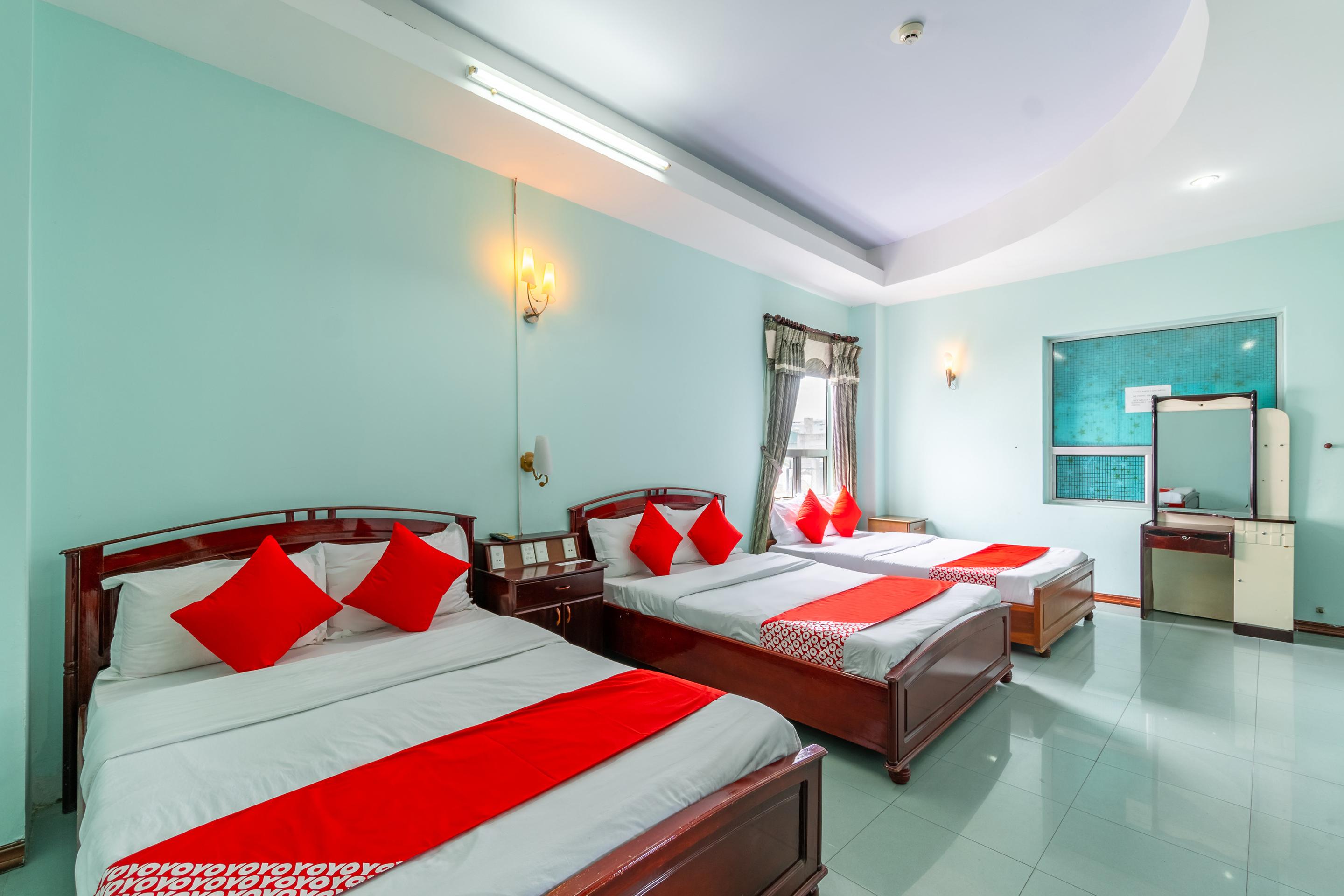 Golden Gate 1 Hotel Danang Exterior photo