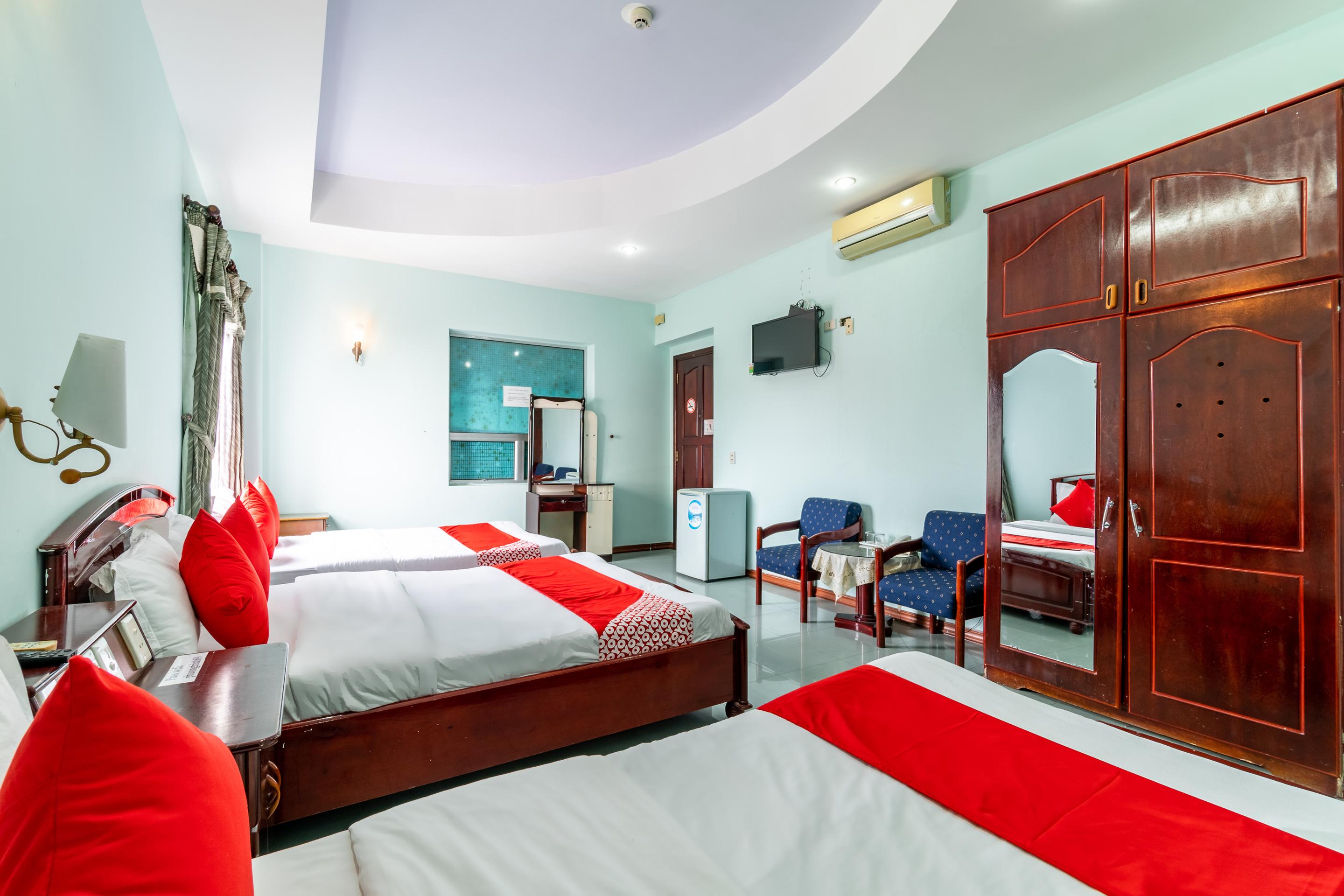 Golden Gate 1 Hotel Danang Exterior photo