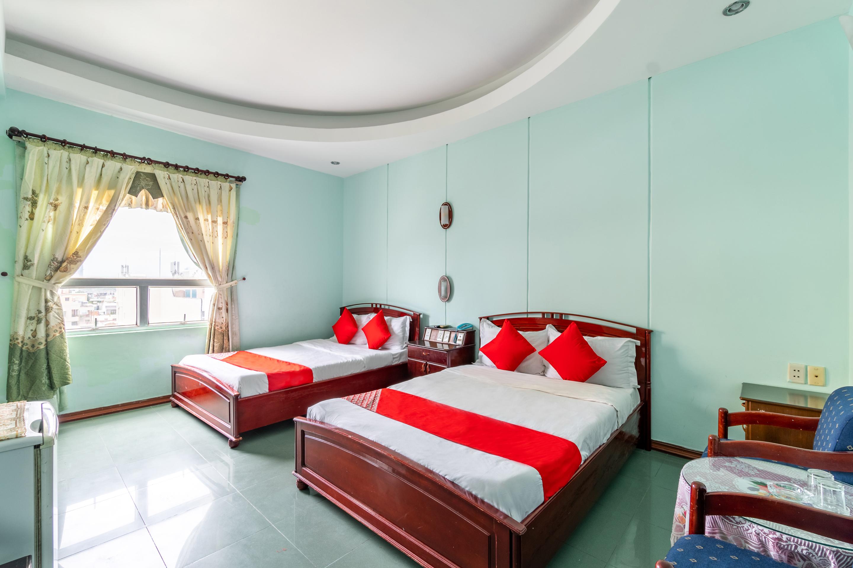 Golden Gate 1 Hotel Danang Exterior photo